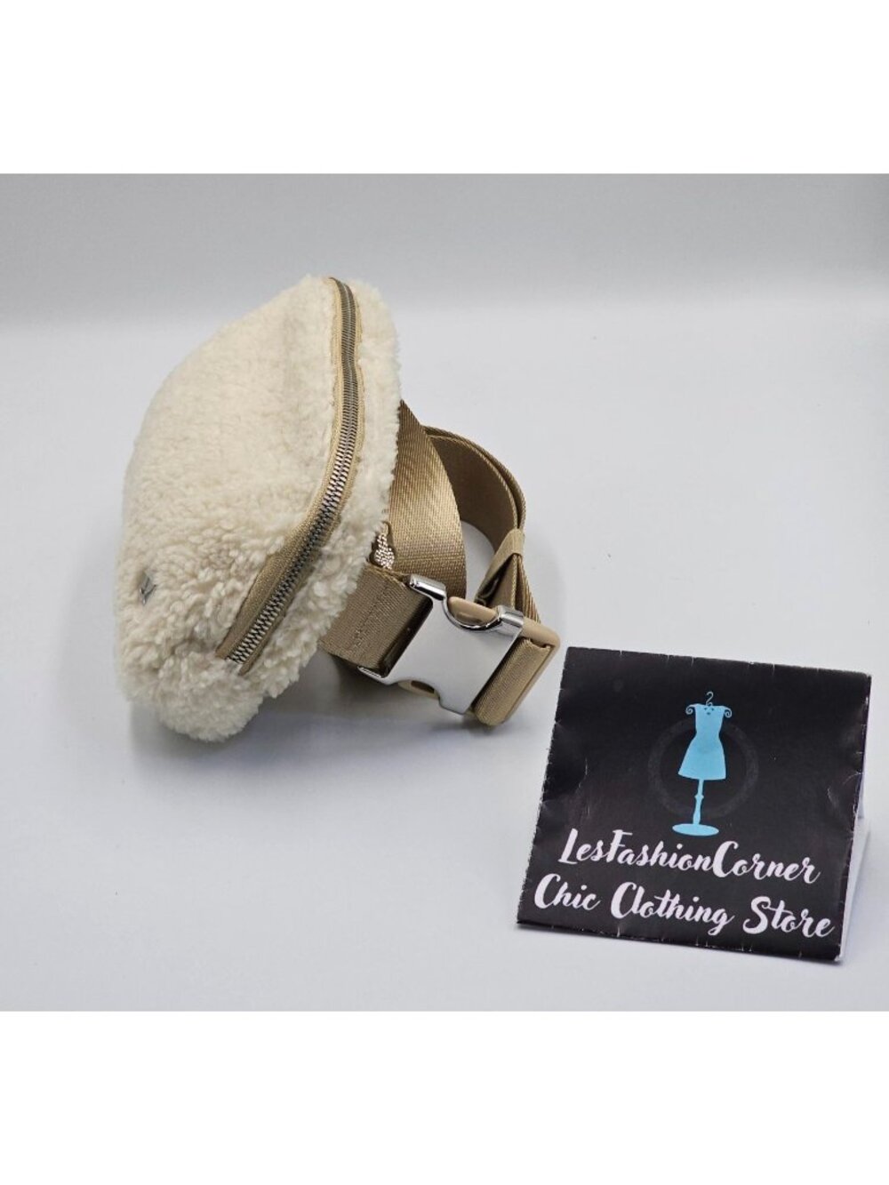 NWOT Lululemon Women's Beige Sherpa Fleece Belt Bag Crossbody Waist Pack  4567 - Picture 7 of 12